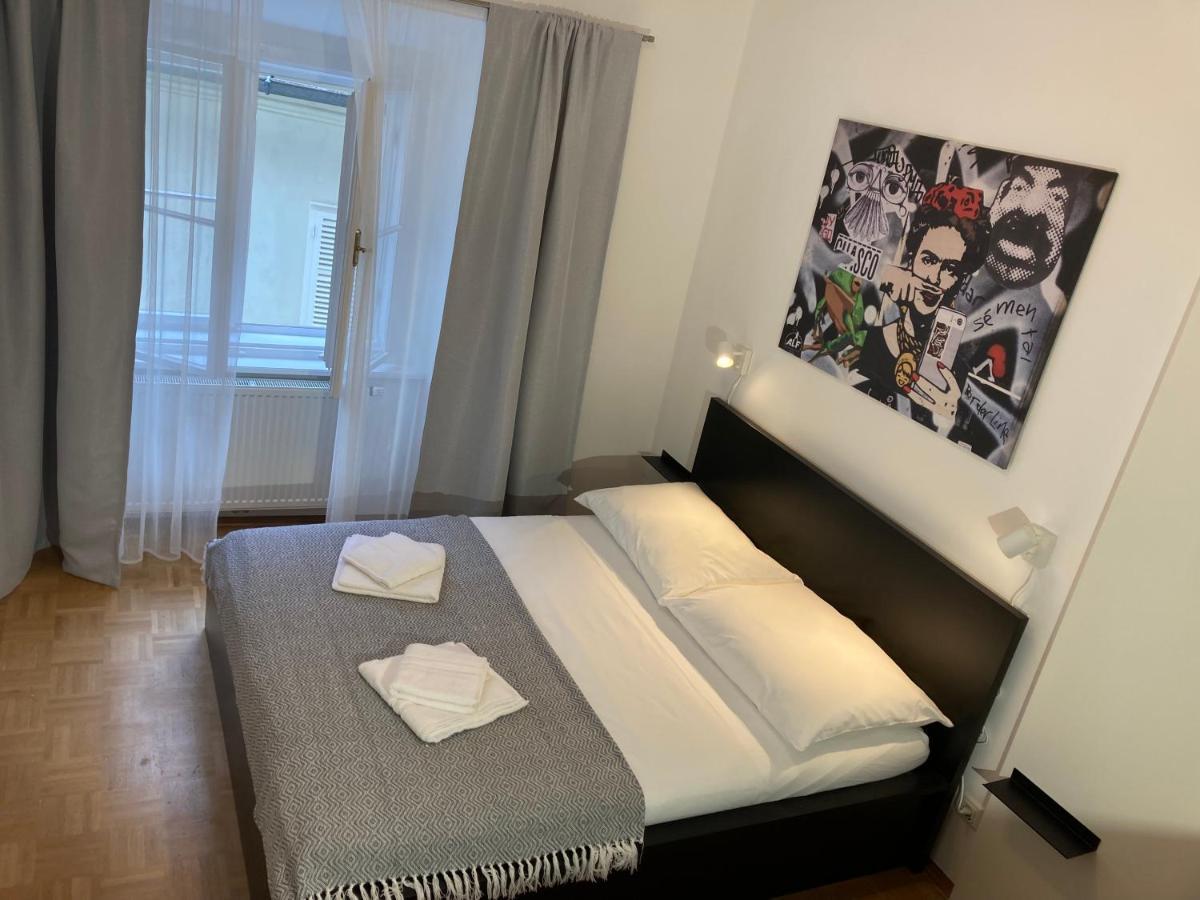 Carillon By Bestchoice - Old City - Self Check-In With Parking Option Graz Exterior photo